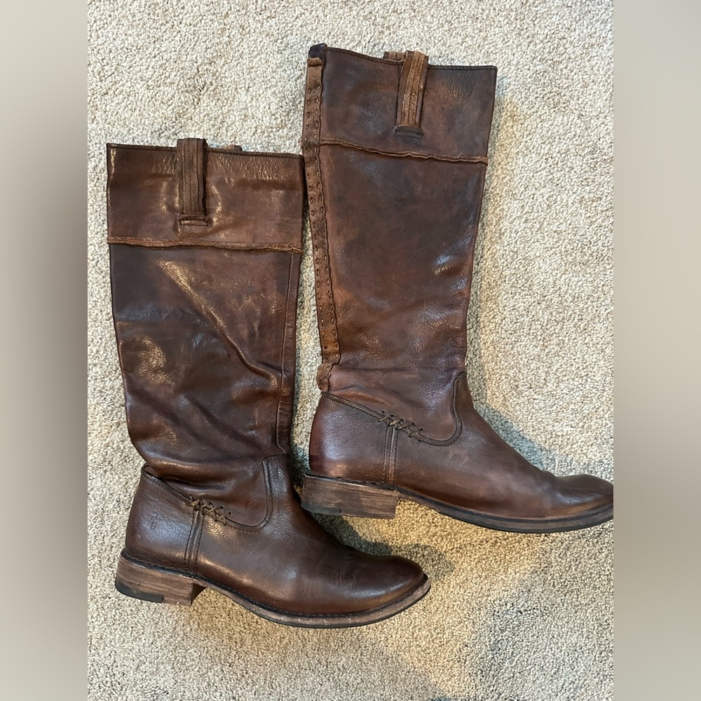 Frye Melissa Brown Tall Riding Boot Full Grain Leather Rugged Detail Size 8.5 B - Picture 3 of 7